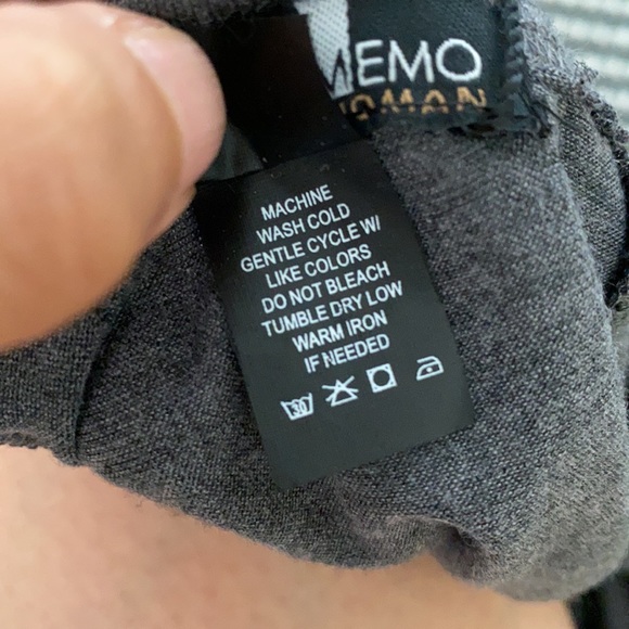 MEMO Grey Blouse with Gartered Bottom, Extra Button - Picture 10 of 10